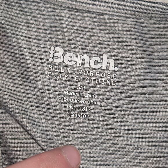 BENCH Women's Gray and White Striped Racer Back Athletic Lightweight Tank Top - Picture 3 of 3